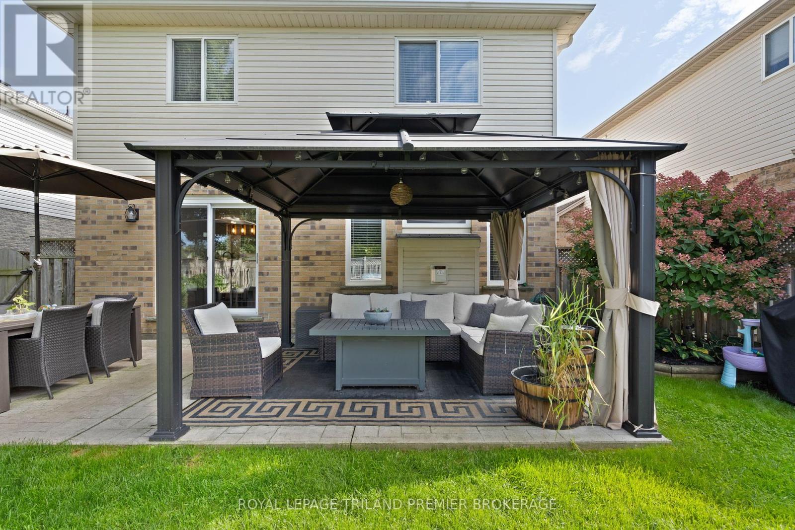 852 Crestview Crescent, London South, Ontario  N6K 4W9 - Photo 44 - X12385673