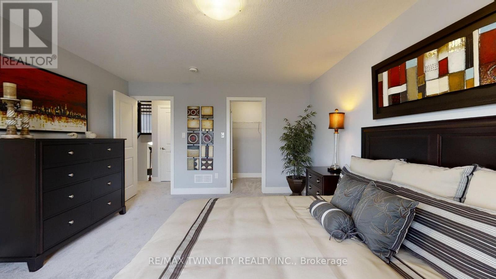 2024 Evans Boulevard, London South, Ontario  N6M 0J6 - Photo 11 - X12385589