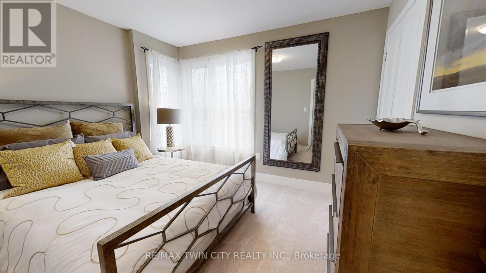 2250 Southport Crescent, London South, Ontario  N6M 0A1 - Photo 10 - X12385595