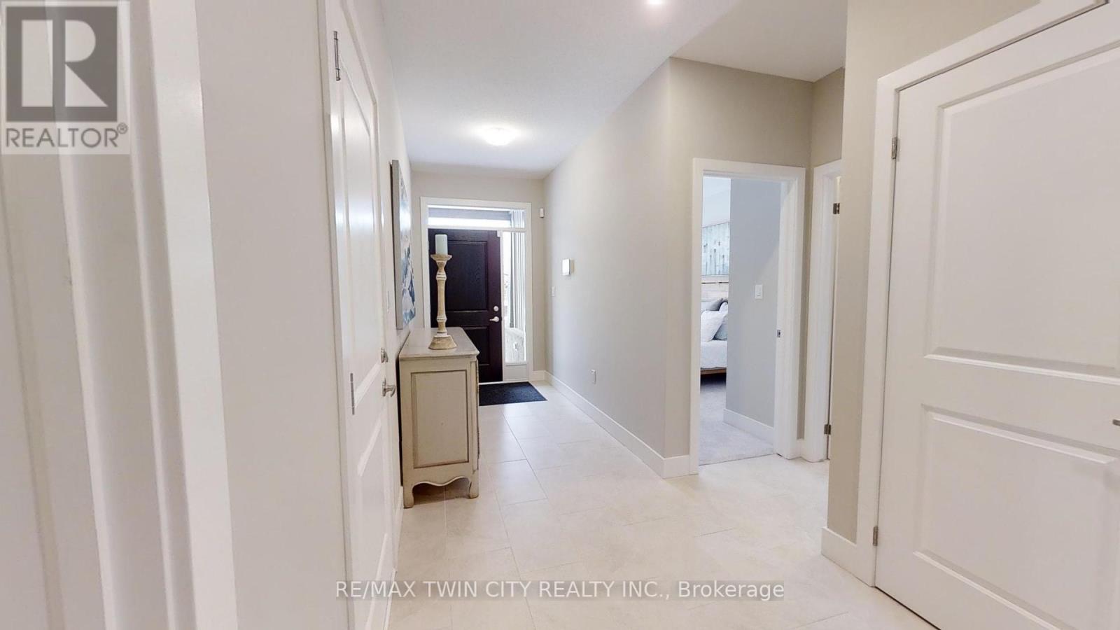 668 Chelton Road S, London South, Ontario  N6M 0A1 - Photo 36 - X12385599