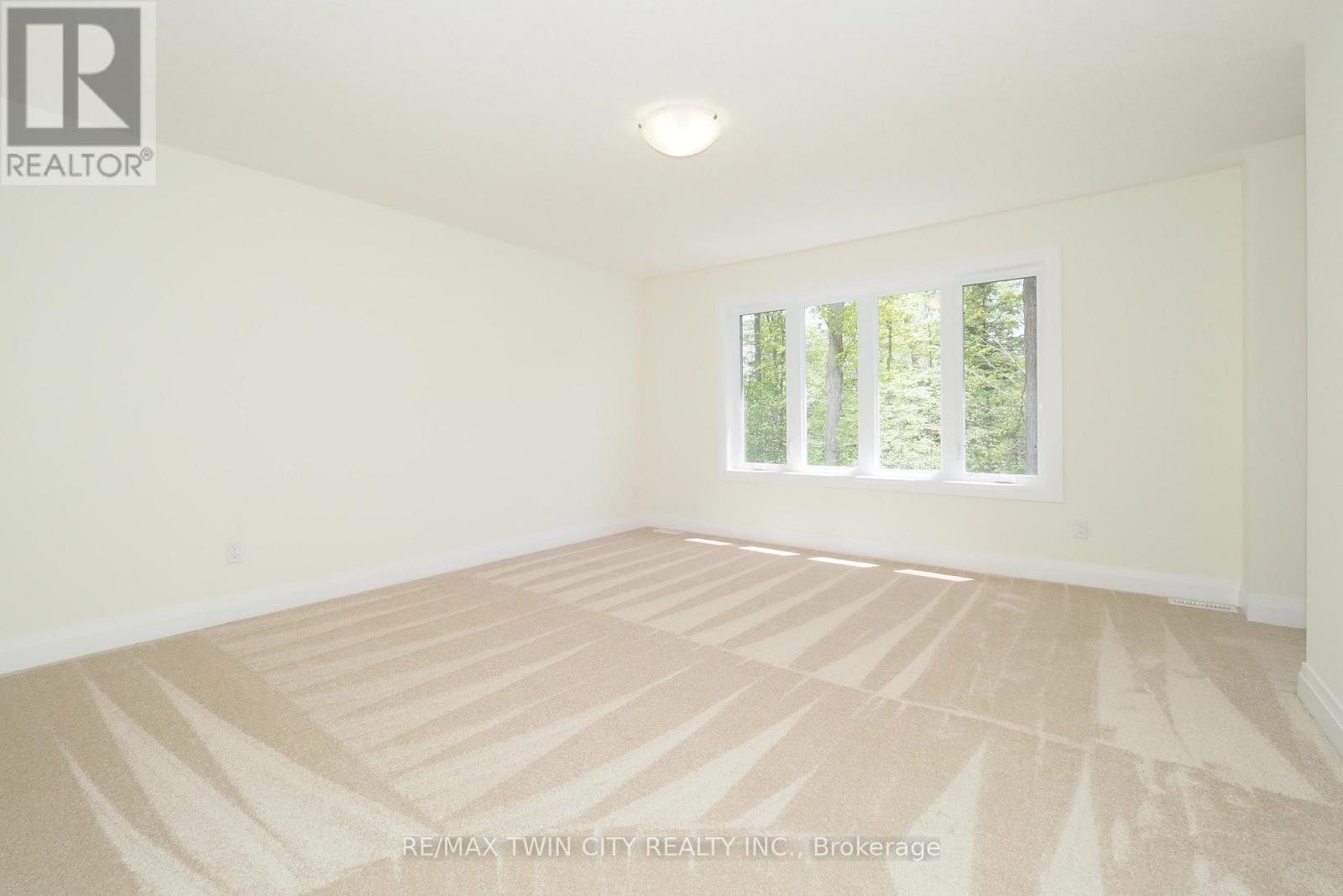 220 Jeffrey Place, Kitchener, Ontario  N2C 2T7 - Photo 21 - X12385609