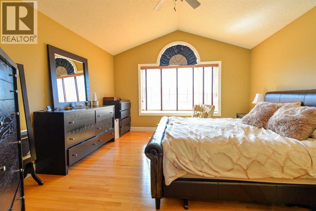 53 Tuscany Valley Hill Nw, Calgary, Alberta  T3L 2K4 - Photo 30 - A2254752
