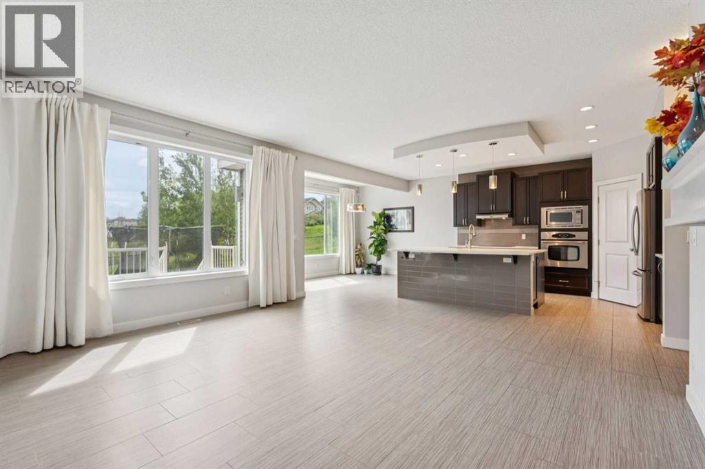 Property at 15 Sherwood Gate NW image 4