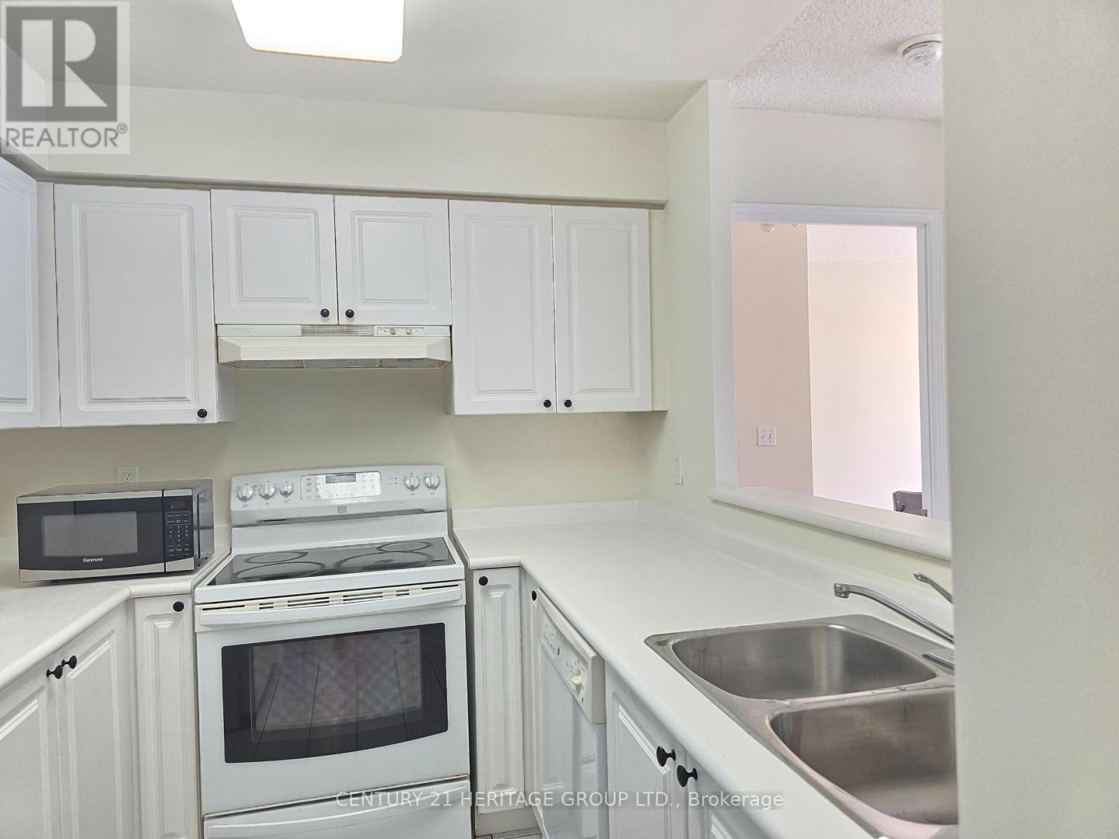 1202 - 8 Pemberton Avenue, Toronto, Ontario  M2M 4K8 - Photo 11 - C12381992