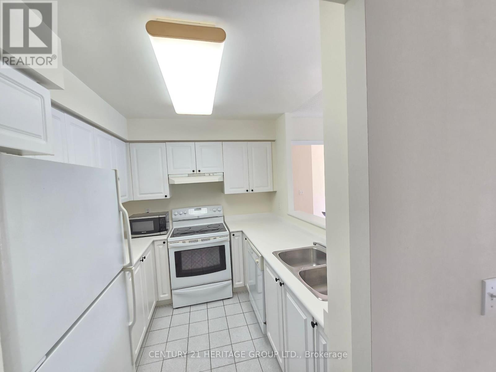 1202 - 8 Pemberton Avenue, Toronto, Ontario  M2M 4K8 - Photo 12 - C12381992
