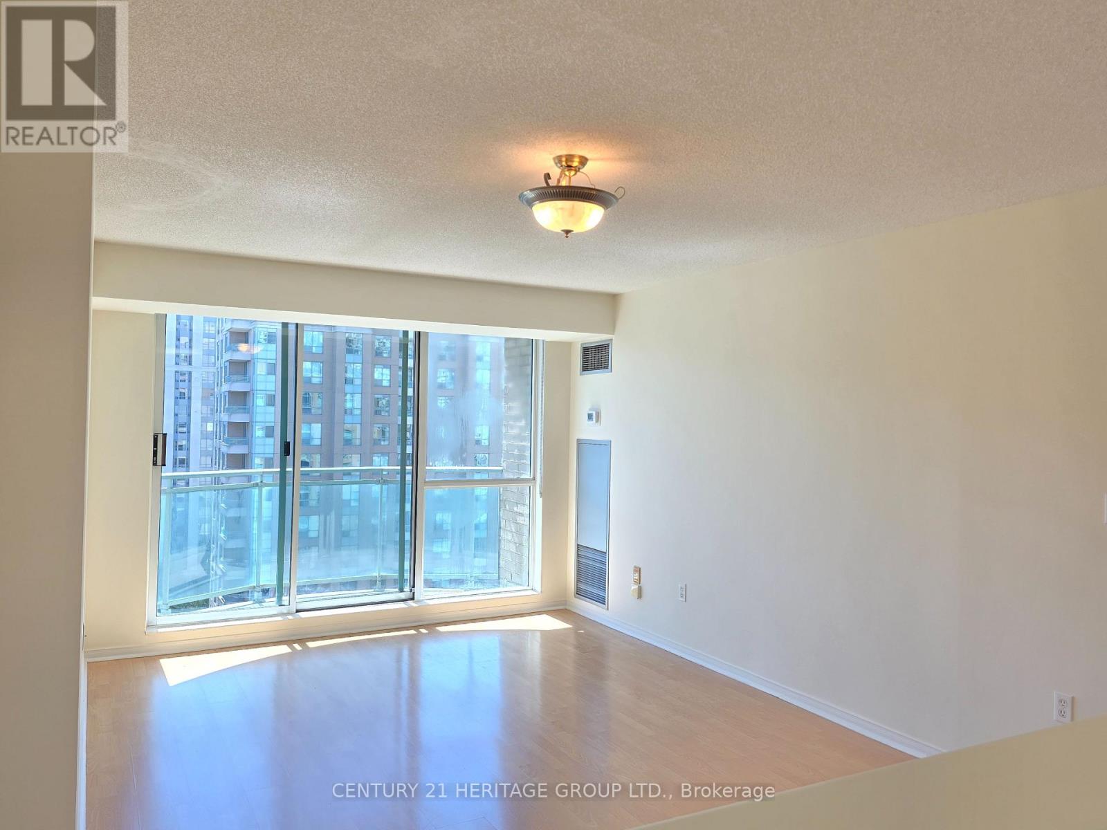 1202 - 8 Pemberton Avenue, Toronto, Ontario  M2M 4K8 - Photo 15 - C12381992