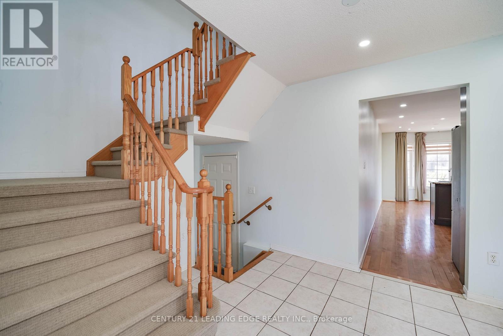 2 Oglevie Drive, Whitby, Ontario  L1R 2Y4 - Photo 16 - E12385680