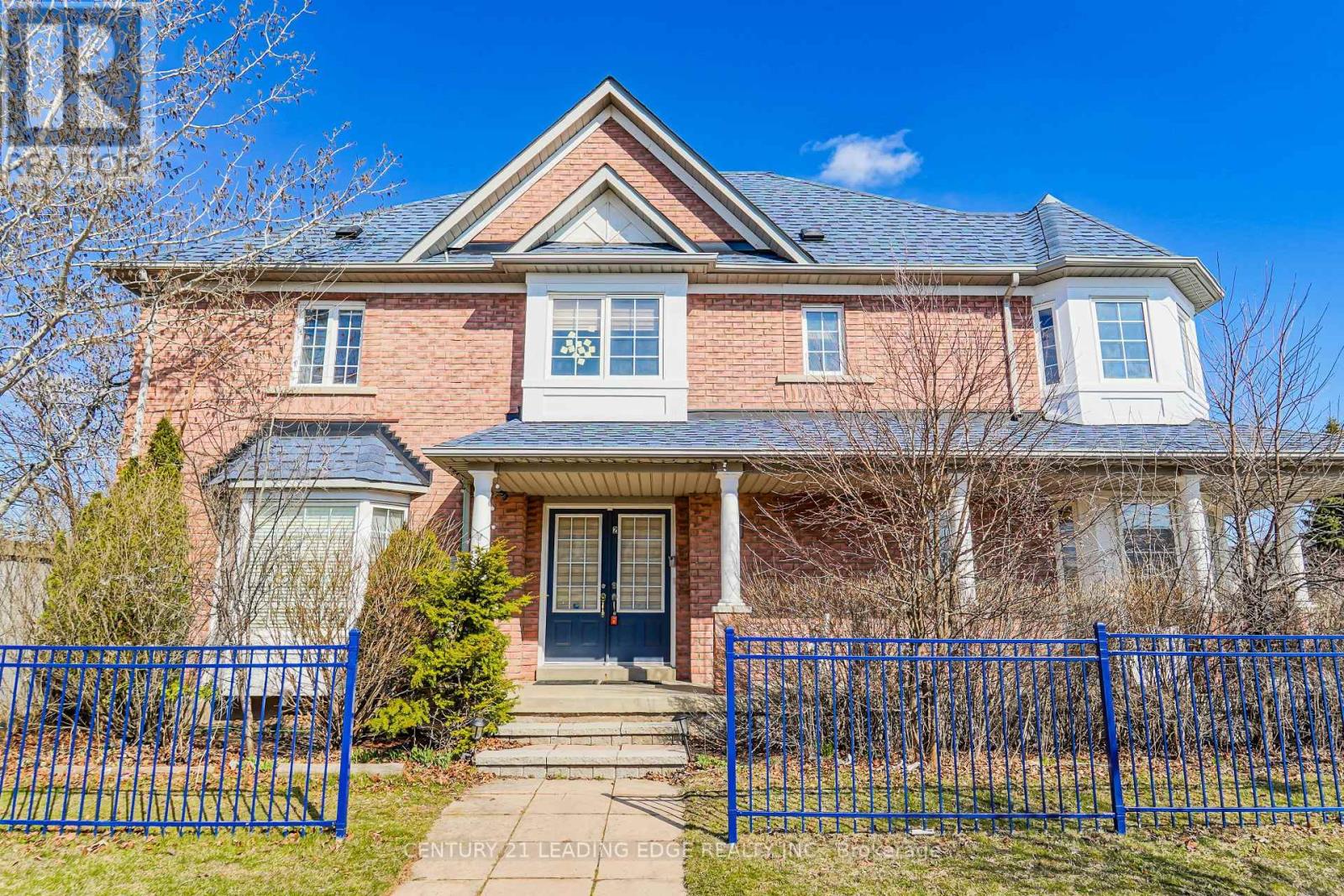 2 Oglevie Drive, Whitby, Ontario  L1R 2Y4 - Photo 2 - E12385680