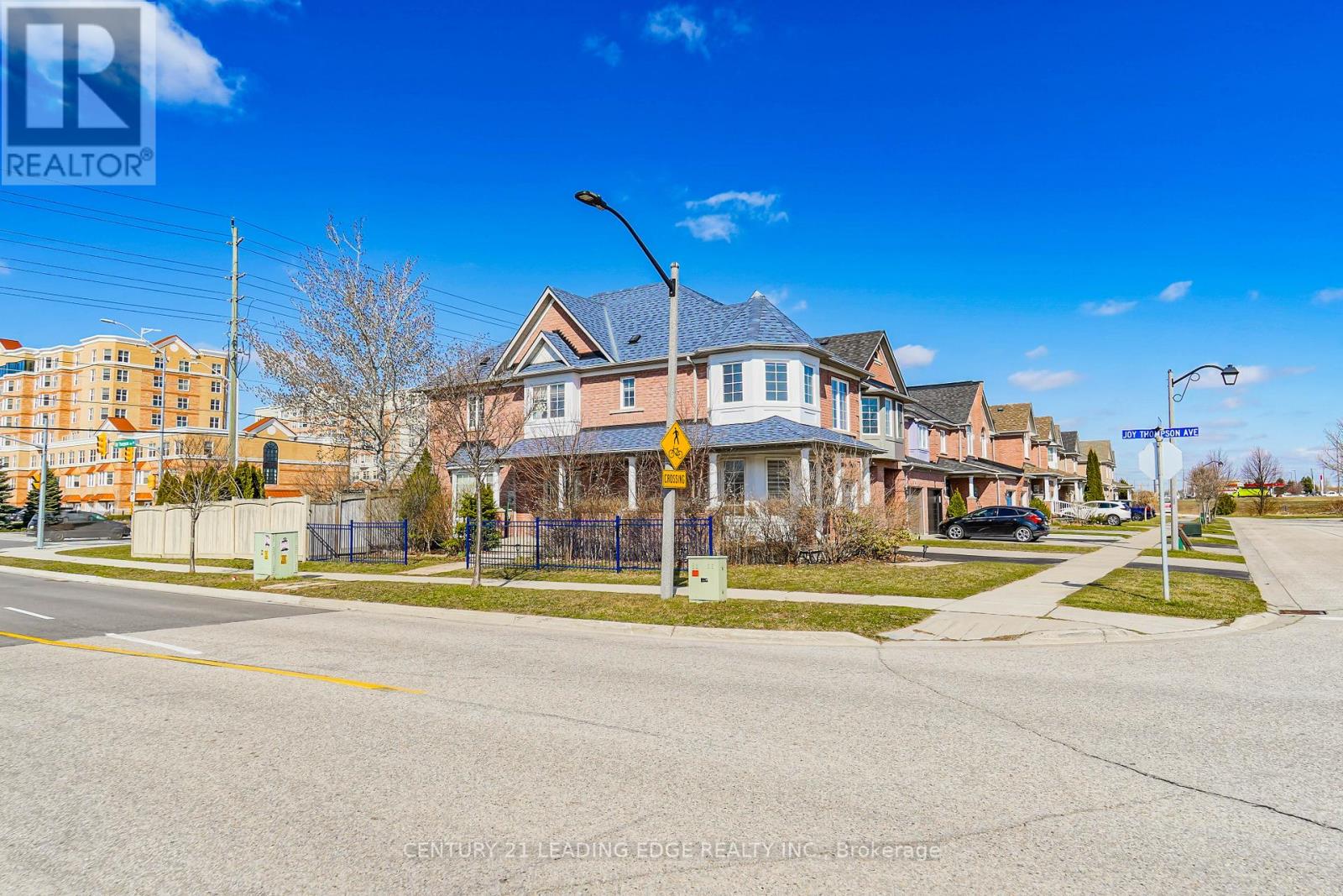 2 Oglevie Drive, Whitby, Ontario  L1R 2Y4 - Photo 3 - E12385680