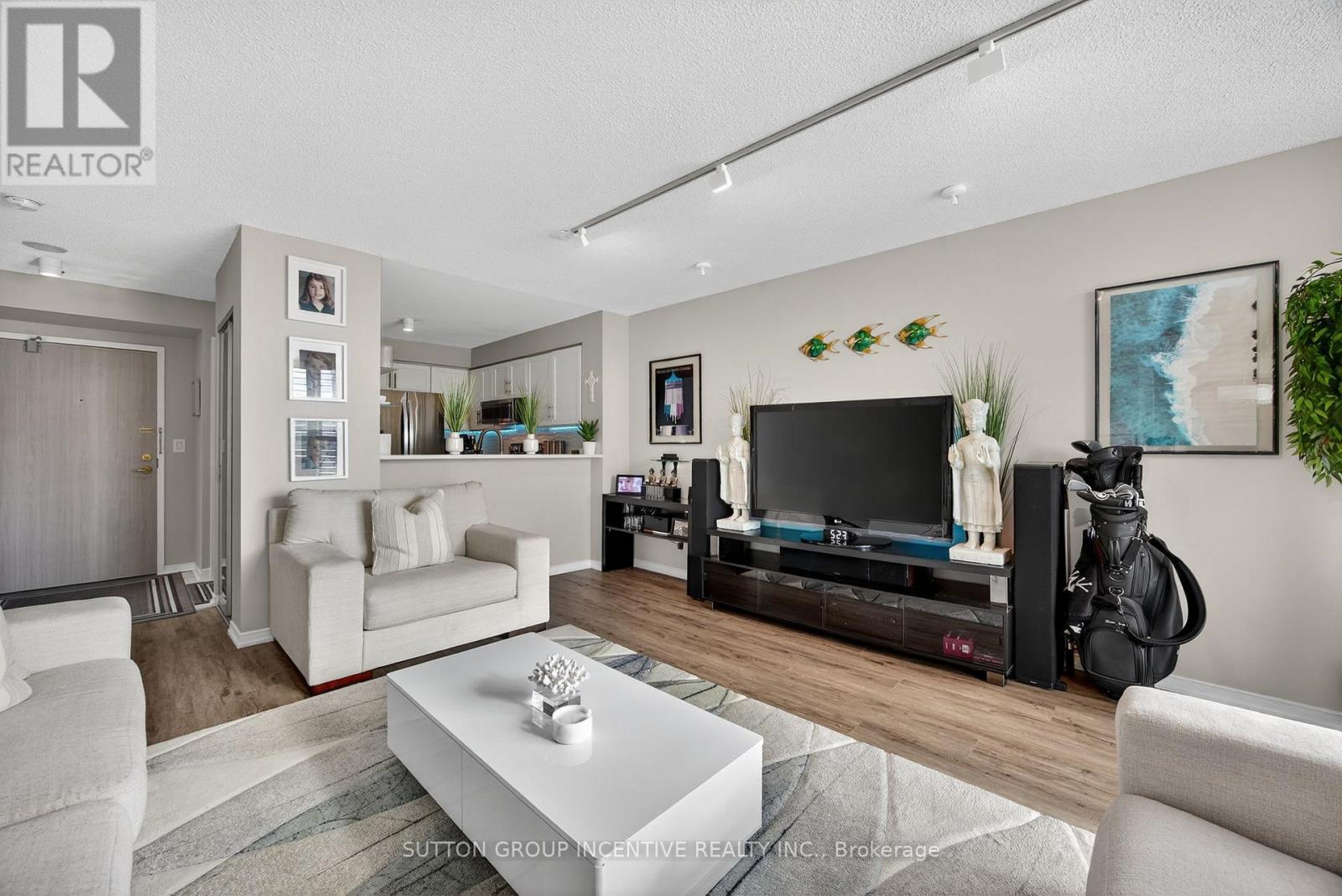 505 - 140 Dunlop Street E, Barrie (City Centre), Ontario  L4M 6H9 - Photo 13 - S12385656