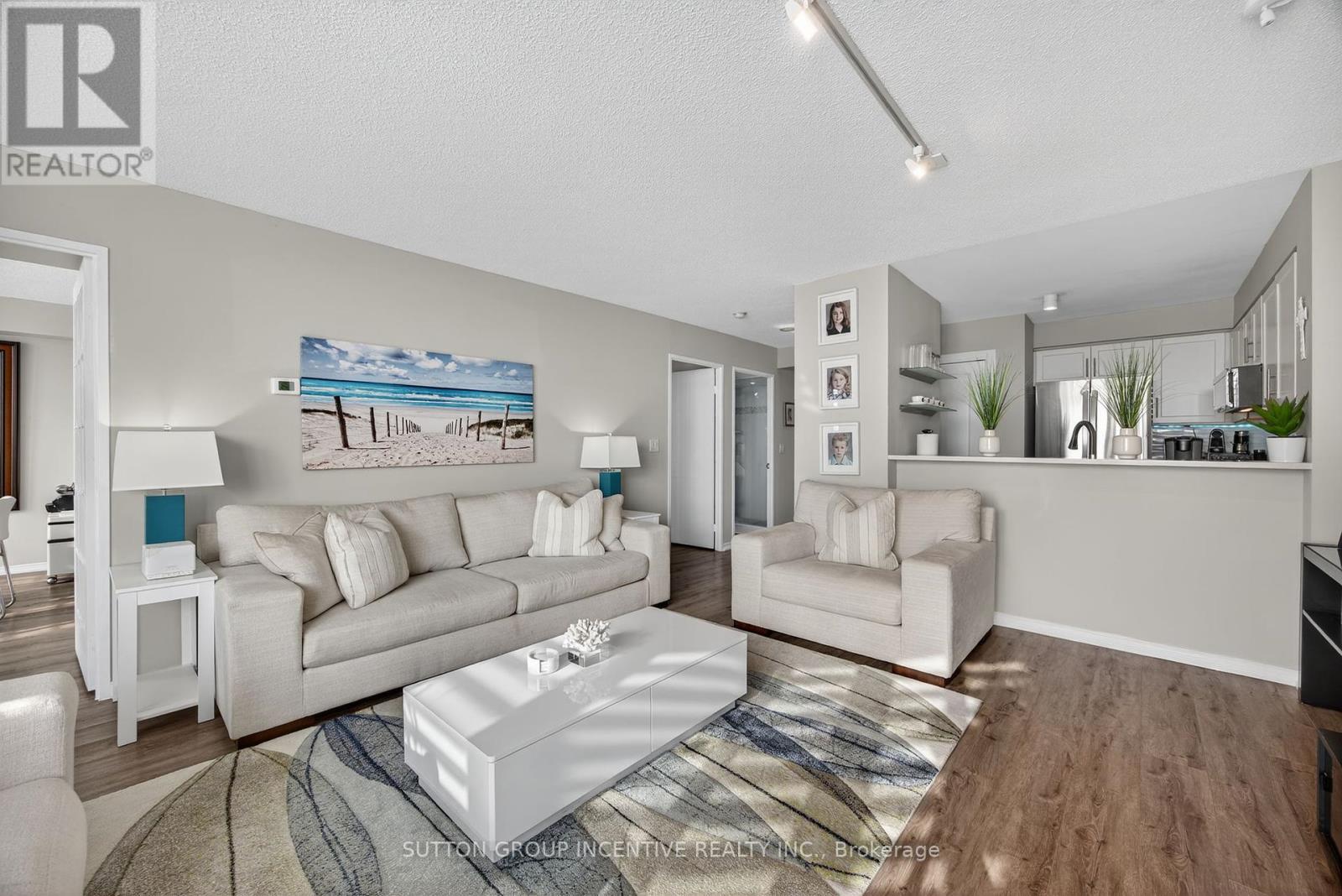 505 - 140 Dunlop Street E, Barrie (City Centre), Ontario  L4M 6H9 - Photo 14 - S12385656