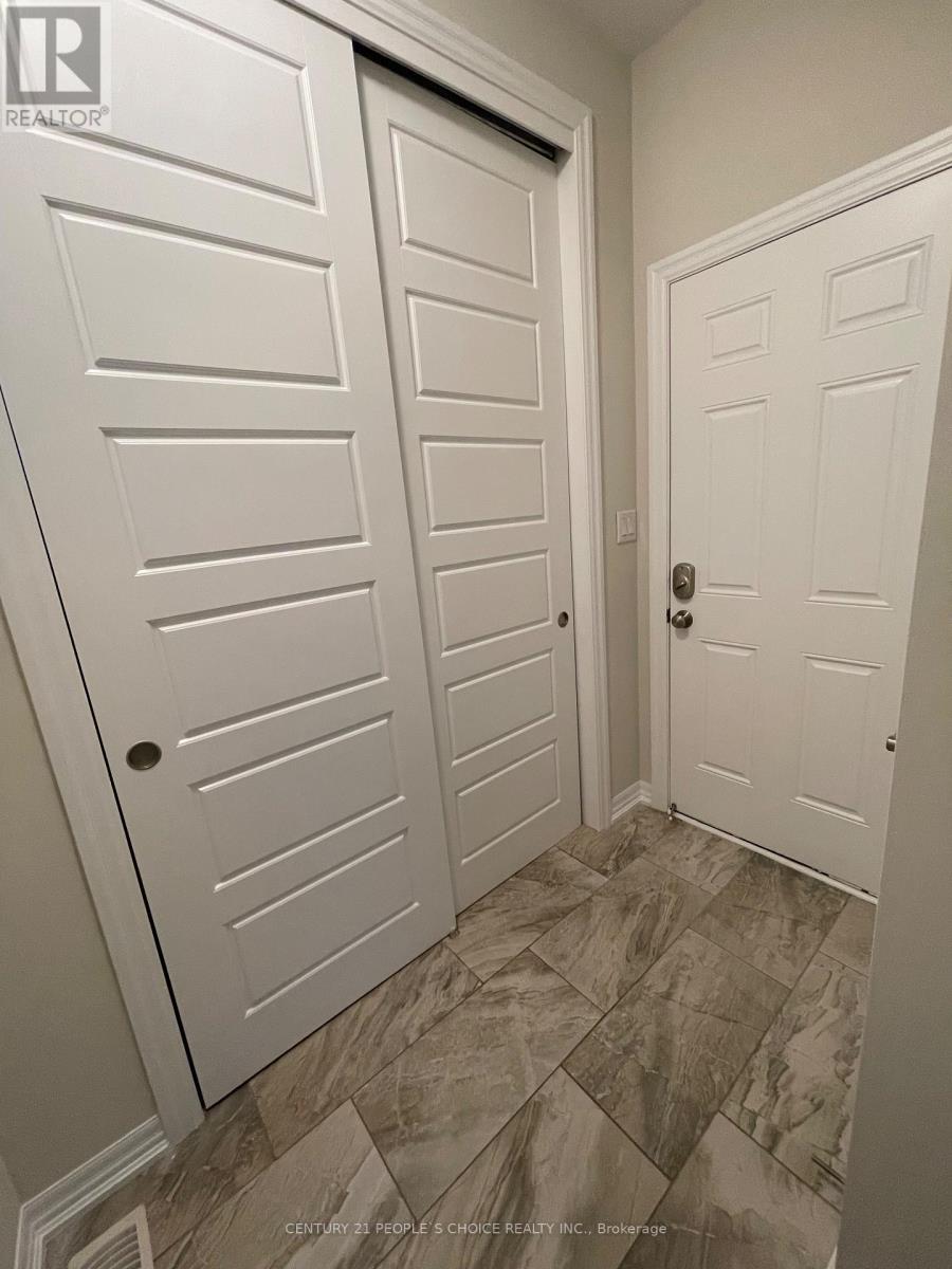 3174 Daisy Way, Oakville, Ontario  L6M 1L3 - Photo 36 - W12385669