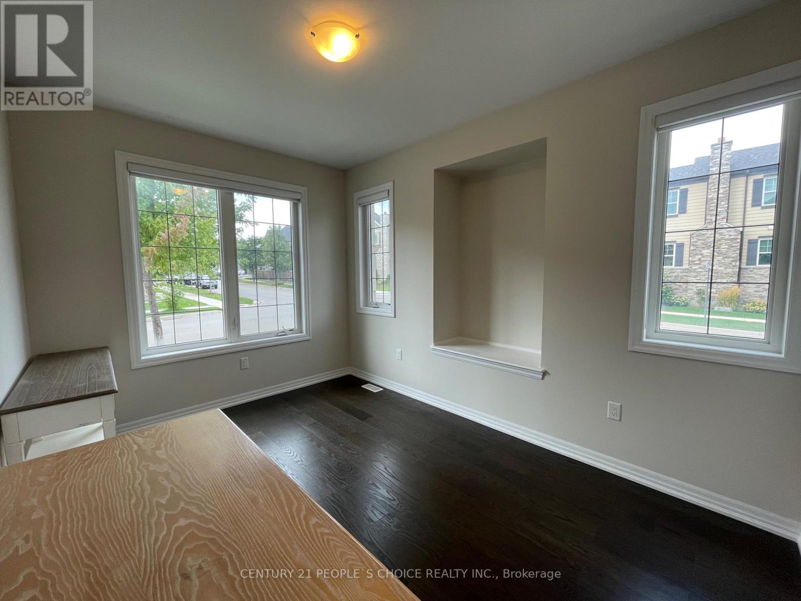 3174 Daisy Way, Oakville, Ontario  L6M 1L3 - Photo 8 - W12385669