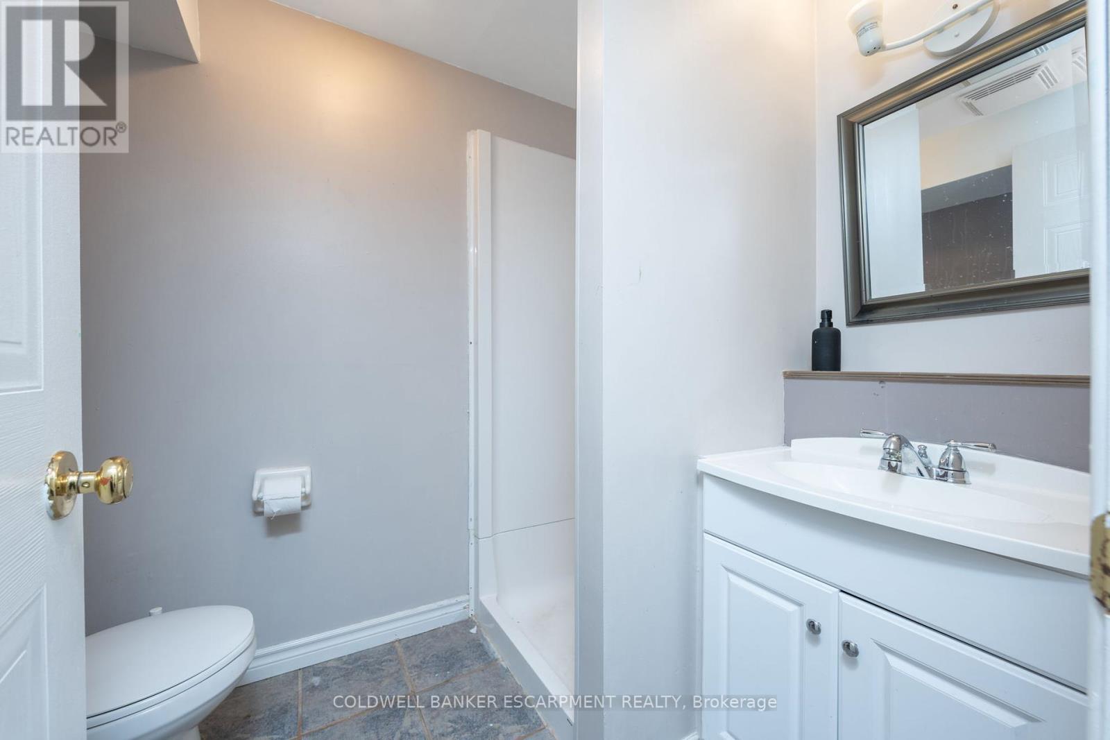 181 - 302 College Avenue W, Guelph (Dovercliffe Park/old University), Ontario  N1G 4T6 - Photo 39 - X12385661