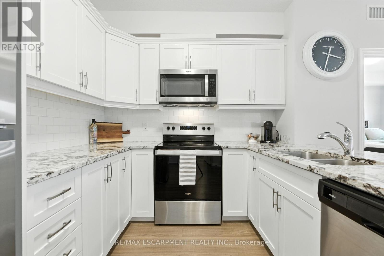 211 - 2605 Binbrook Road, Hamilton (Binbrook), Ontario  L0R 1C0 - Photo 13 - X12385672