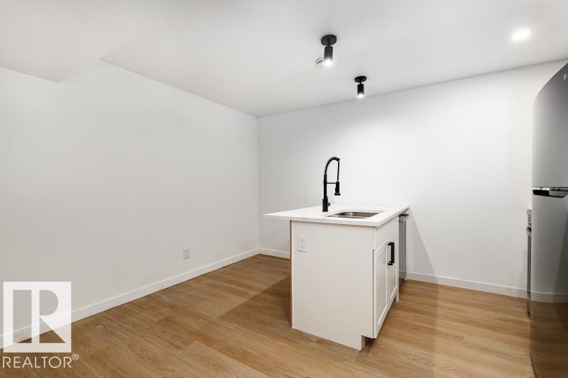 8522/8524 84 Av Nw, Edmonton, Alberta  T6C 1C9 - Photo 30 - E4456477