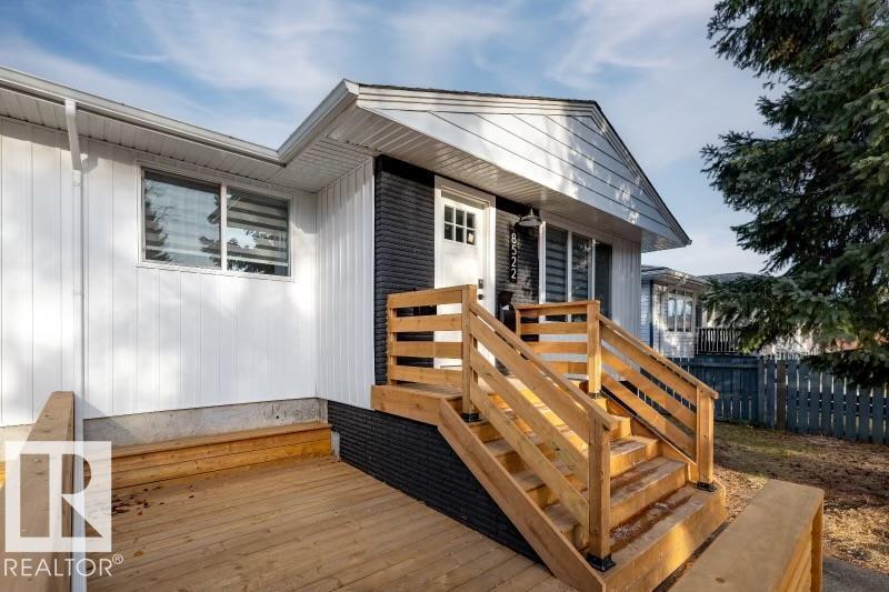 8522/8524 84 Av Nw, Edmonton, Alberta  T6C 1C9 - Photo 4 - E4456477