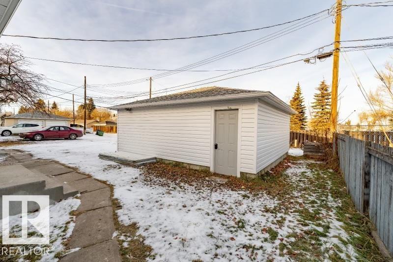 8522/8524 84 Av Nw, Edmonton, Alberta  T6C 1C9 - Photo 48 - E4456477