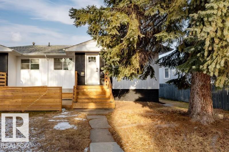 8522/8524 84 Av Nw, Edmonton, Alberta  T6C 1C9 - Photo 6 - E4456477