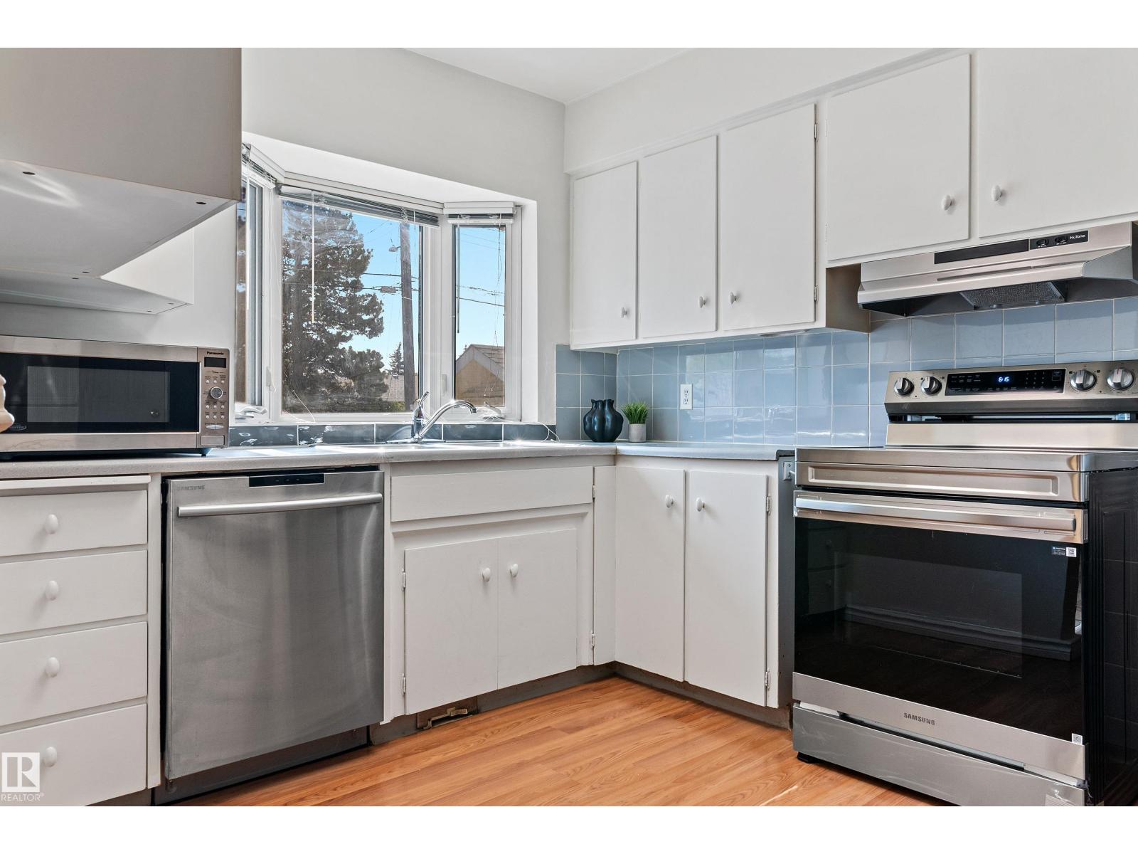 16021 95 Av Nw, Edmonton, Alberta  T5P 0A8 - Photo 15 - E4456478