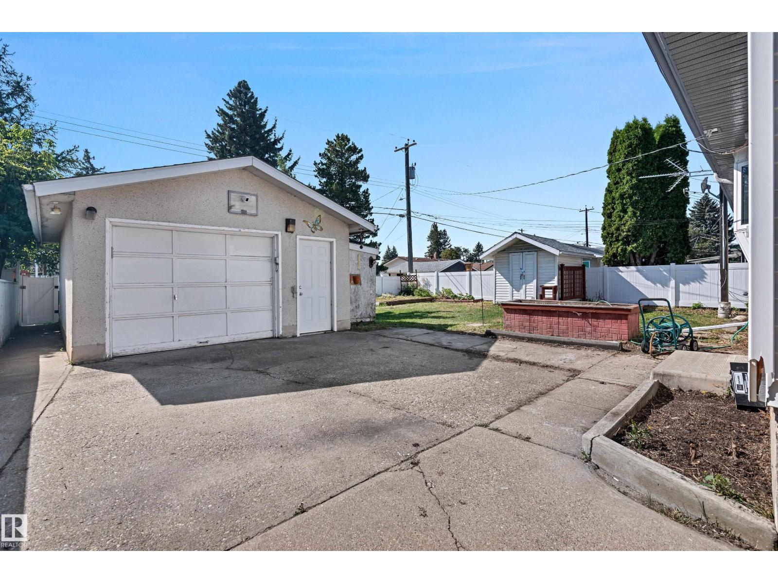 16021 95 Av Nw, Edmonton, Alberta  T5P 0A8 - Photo 25 - E4456478