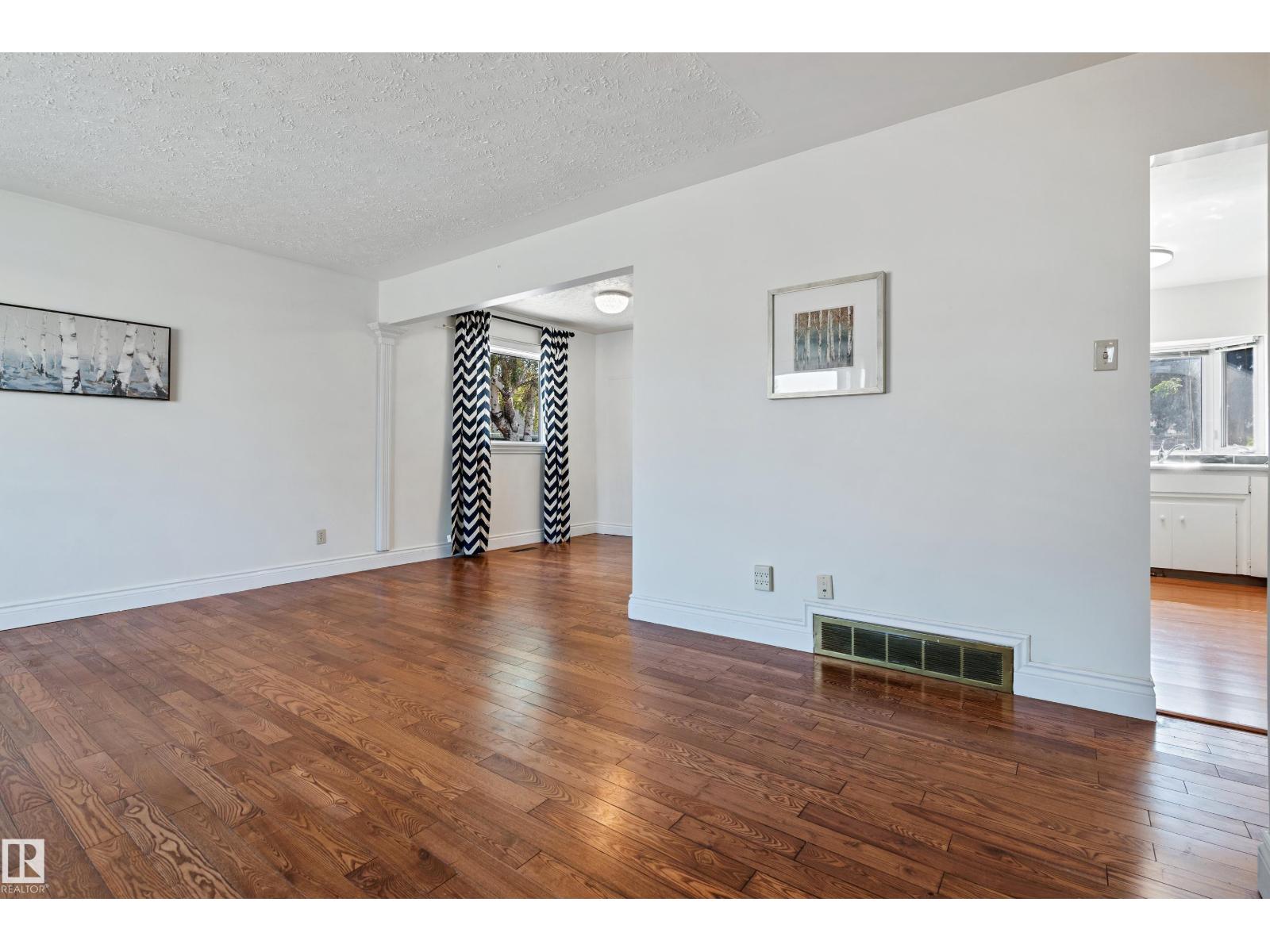 16021 95 Av Nw, Edmonton, Alberta  T5P 0A8 - Photo 5 - E4456478