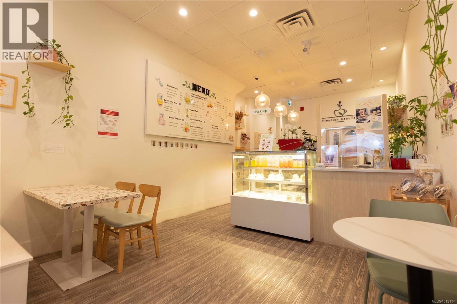 667 Fort St, Victoria, British Columbia  V8W 1G6 - Photo 34 - 1013114