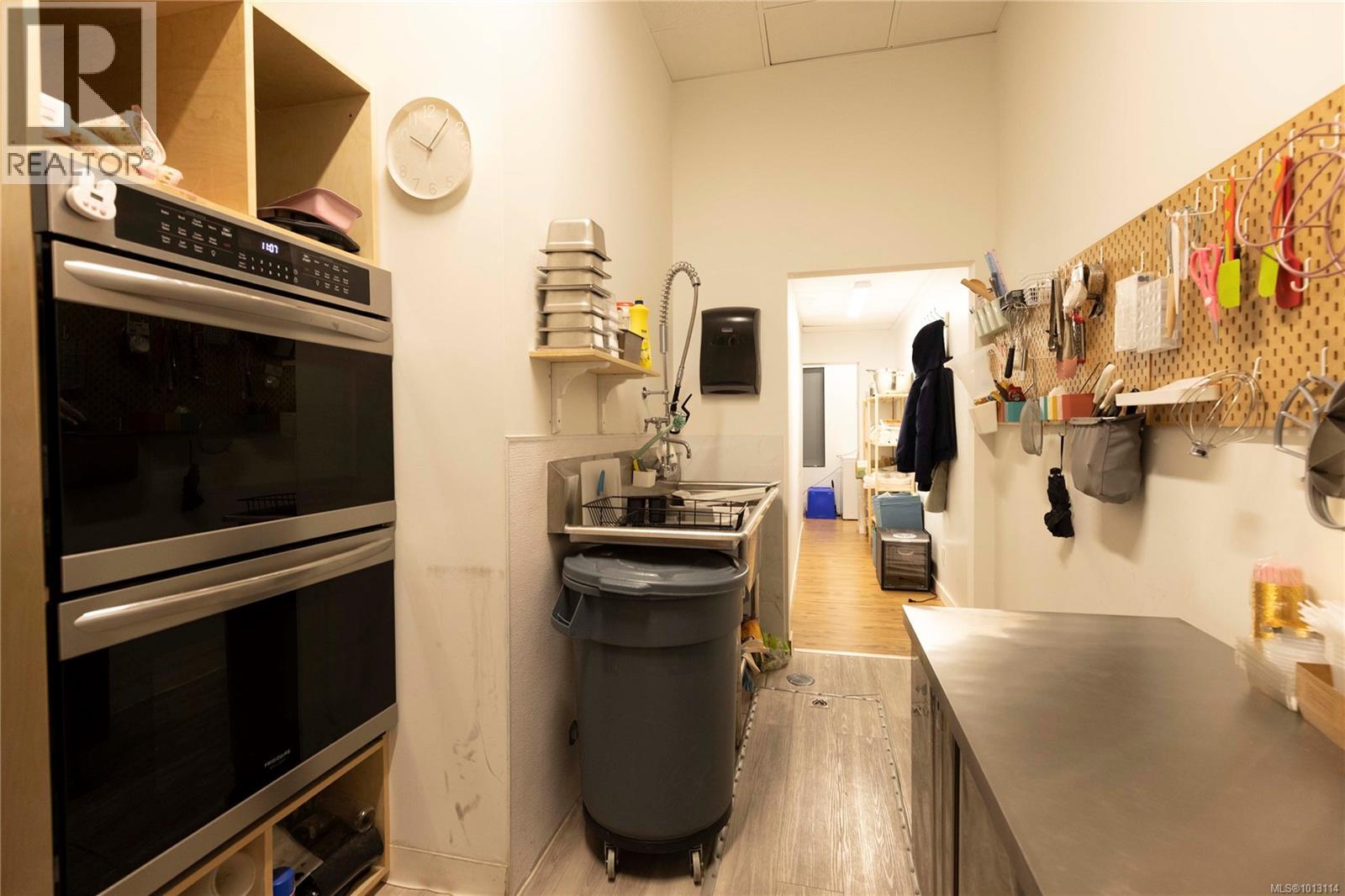 667 Fort St, Victoria, British Columbia  V8W 1G6 - Photo 57 - 1013114