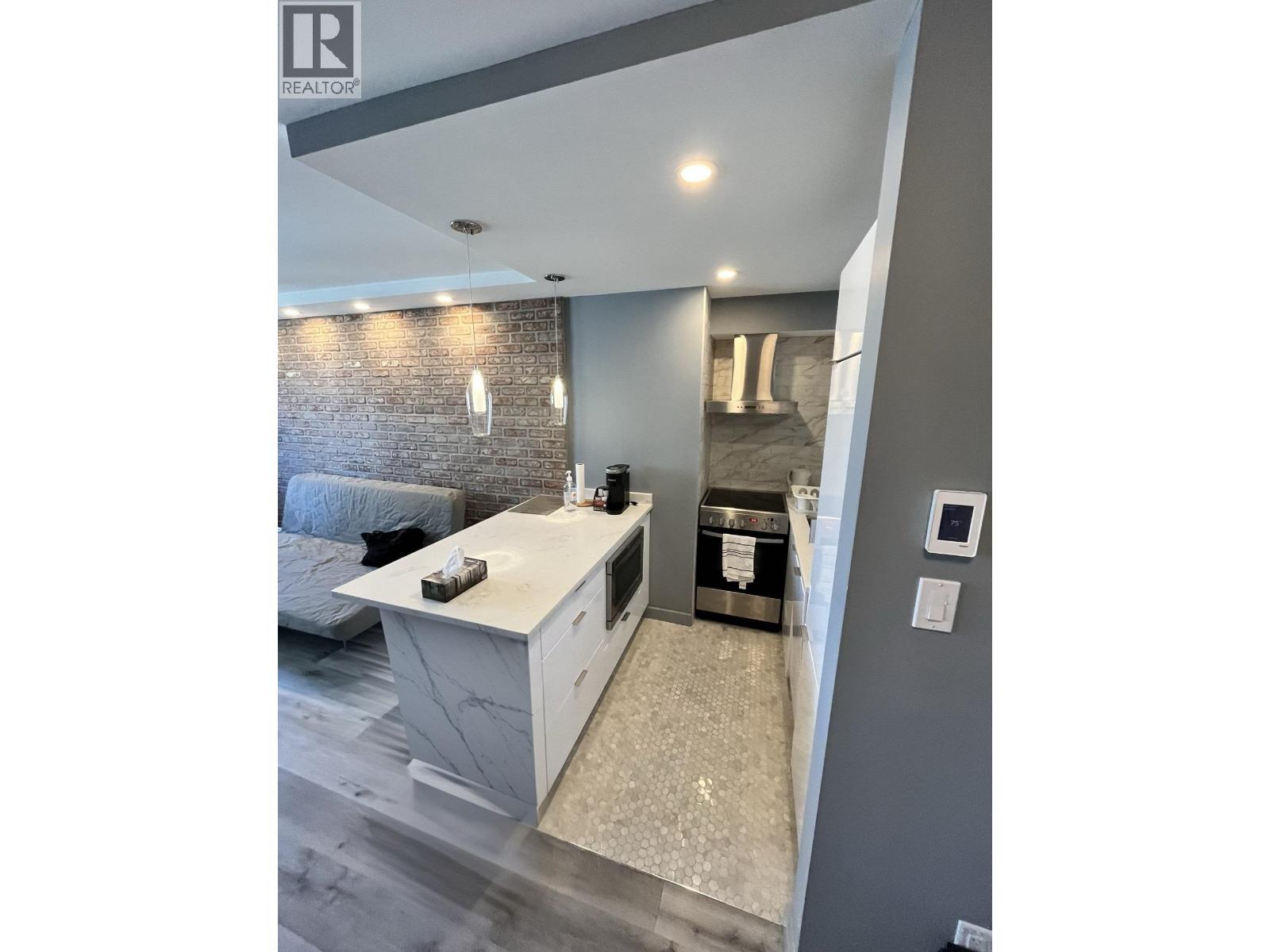 Property at 905 1250 BURNABY STREET image 1