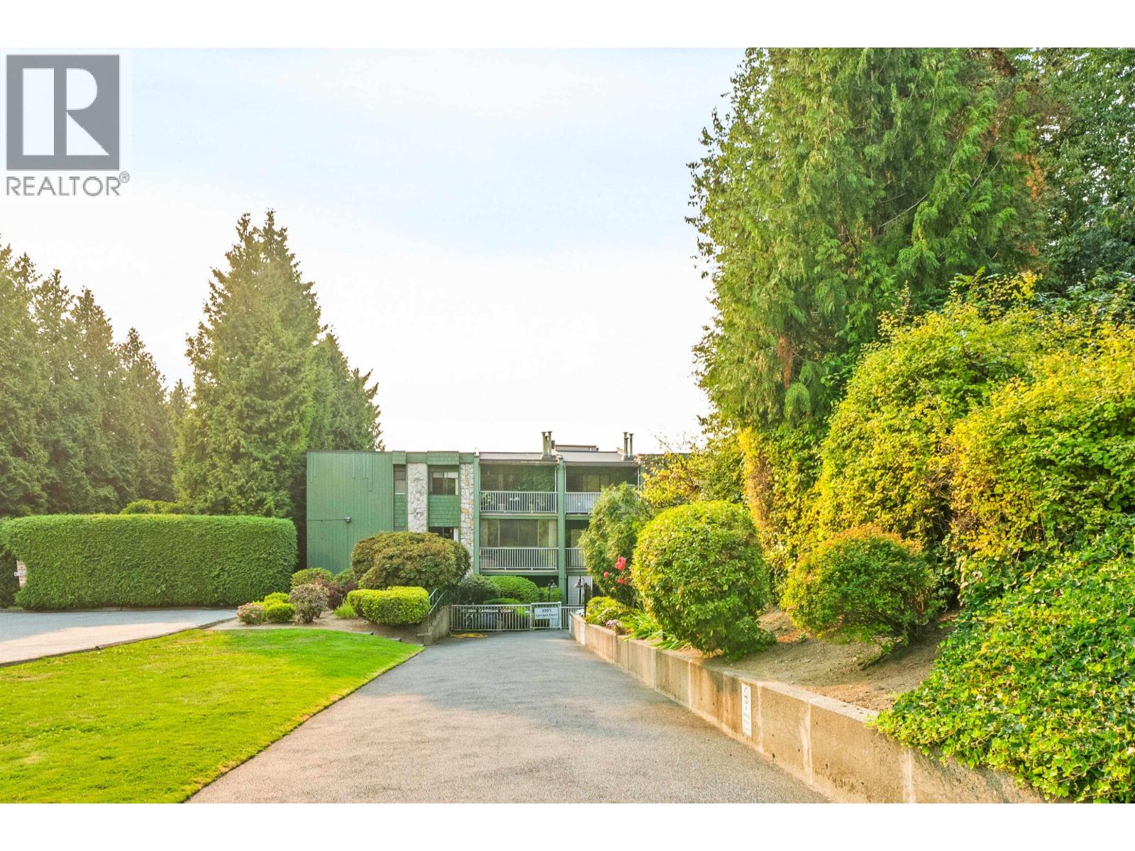 201 3901 Carrigan Court, Burnaby, British Columbia  V3N 4K1 - Photo 37 - R3044368