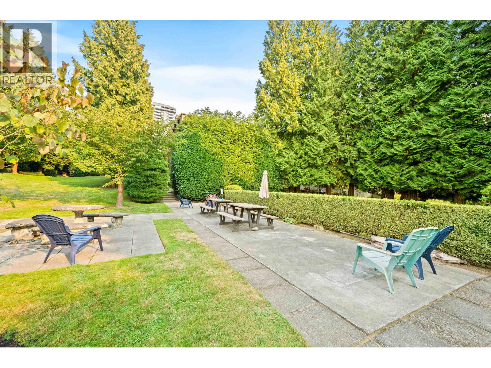 201 3901 Carrigan Court, Burnaby, British Columbia  V3N 4K1 - Photo 32 - R3044368