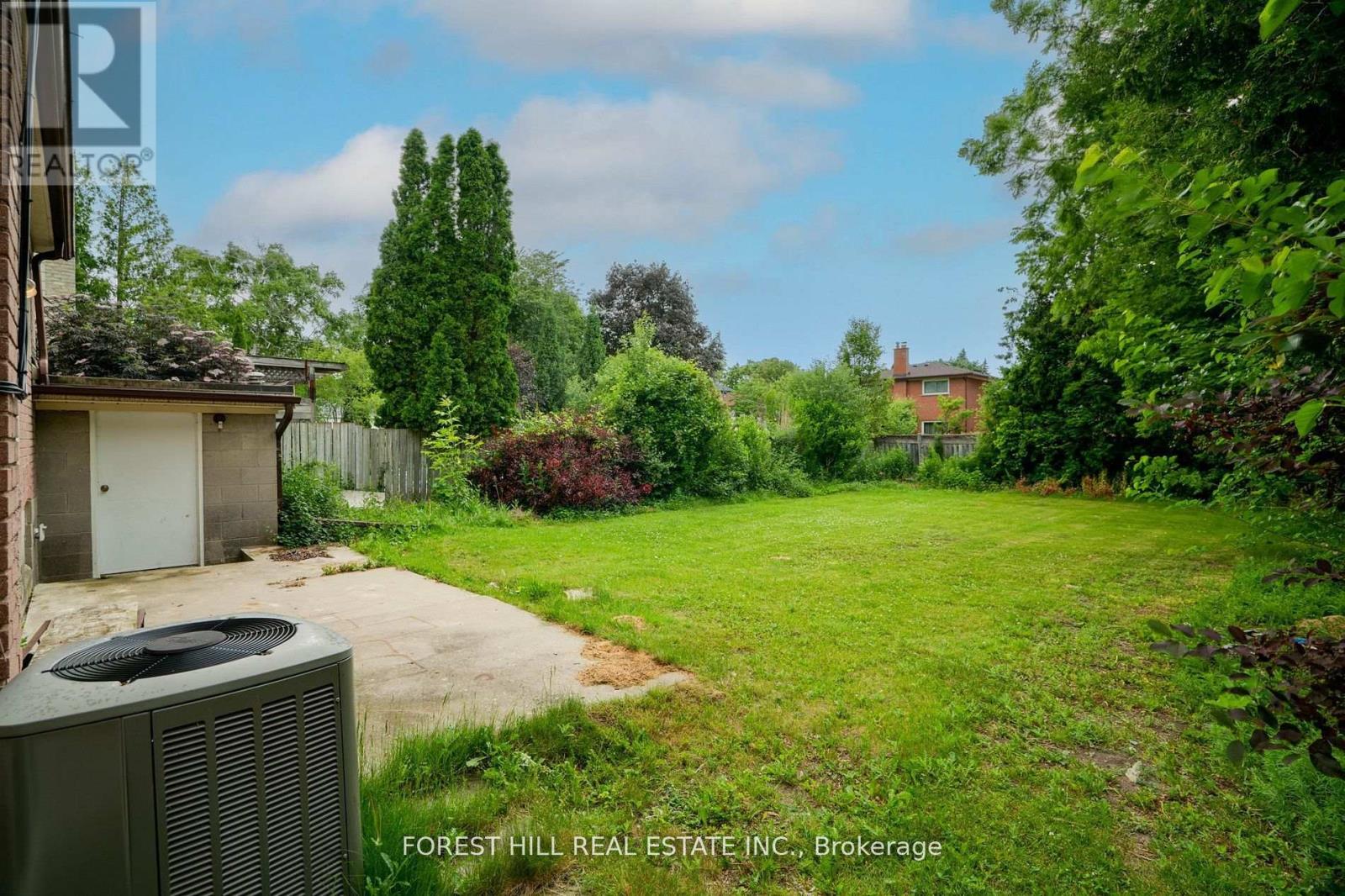 160 Pleasant Avenue, Toronto (Newtonbrook West), Ontario  M2M 1M3 - Photo 10 - C12385724