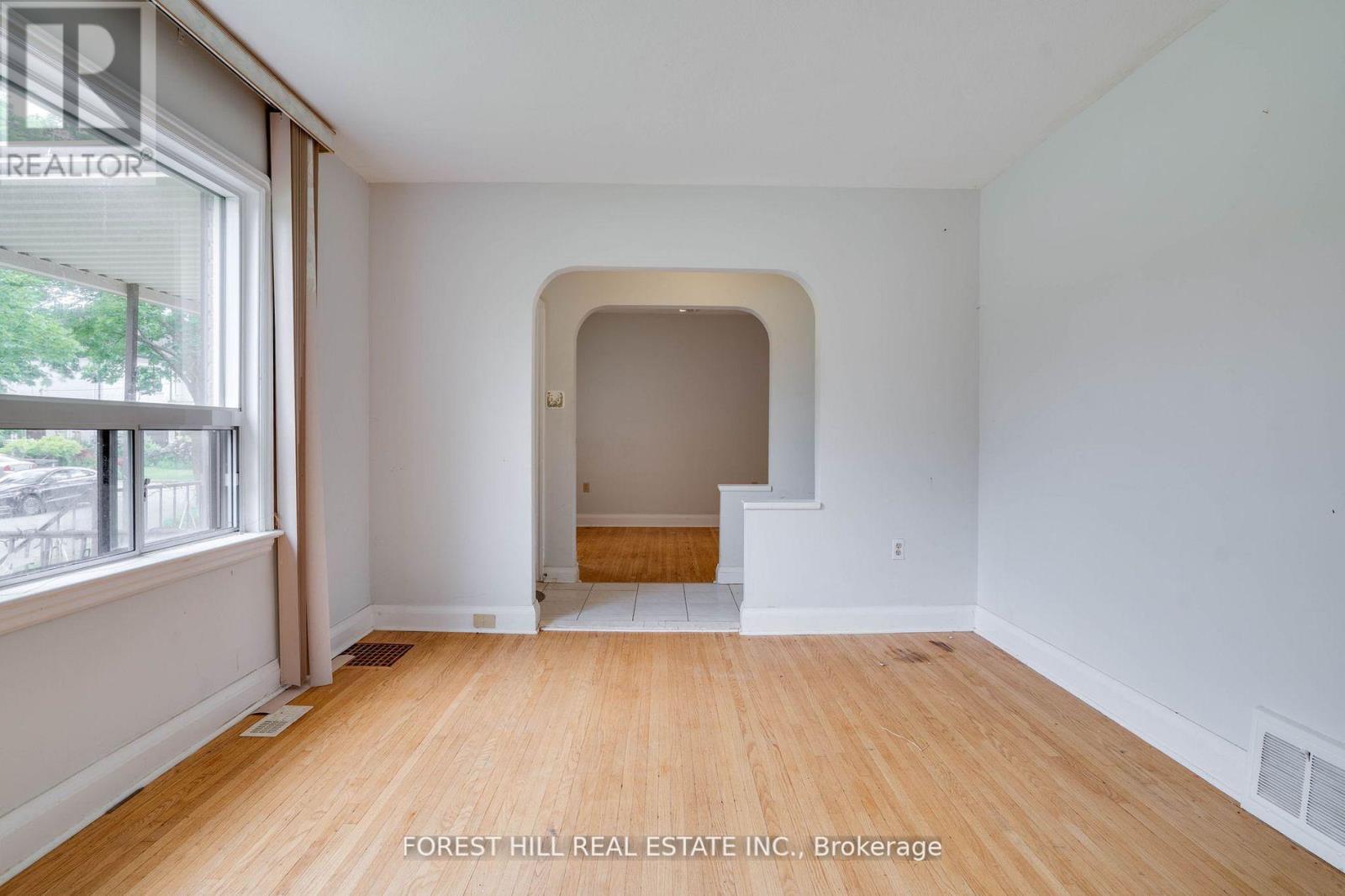160 Pleasant Avenue, Toronto (Newtonbrook West), Ontario  M2M 1M3 - Photo 13 - C12385724