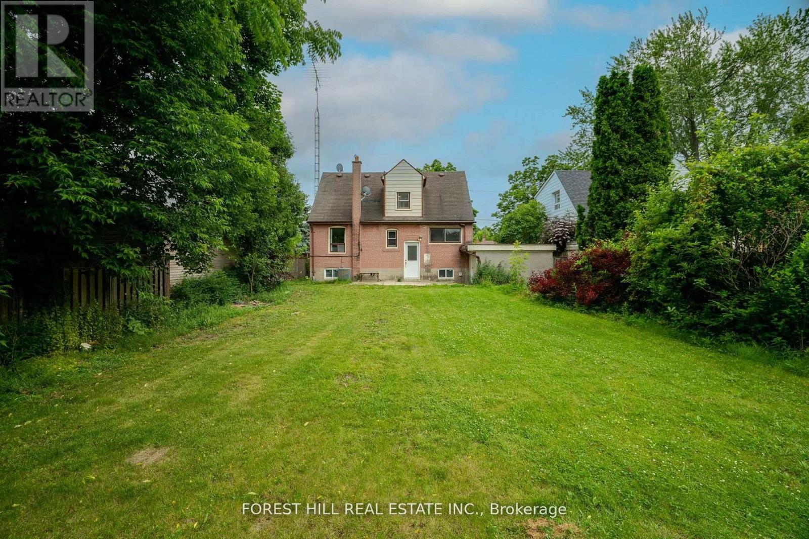 160 Pleasant Avenue, Toronto (Newtonbrook West), Ontario  M2M 1M3 - Photo 5 - C12385724