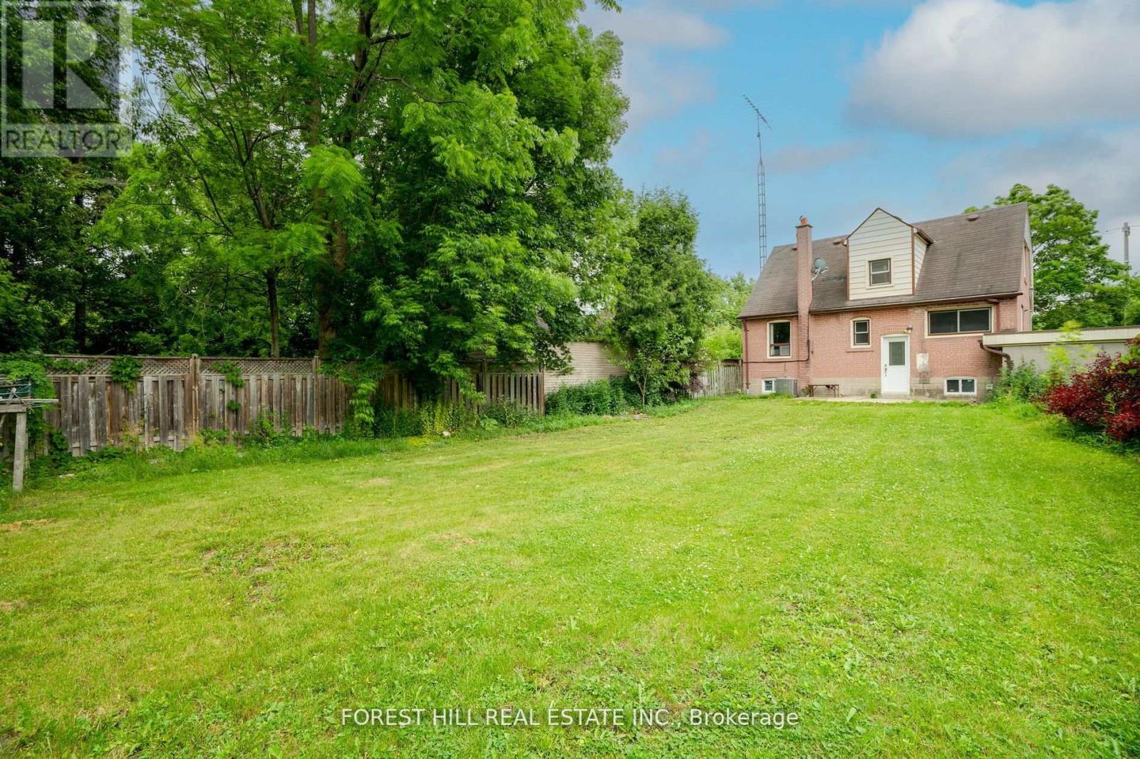 160 Pleasant Avenue, Toronto (Newtonbrook West), Ontario  M2M 1M3 - Photo 6 - C12385724