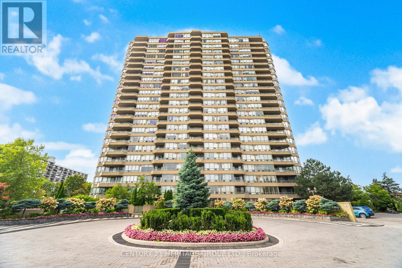 910 - 10 Torresdale Avenue, Toronto (Westminster-Branson), Ontario  M2R 3V8 - Photo 1 - C12385733