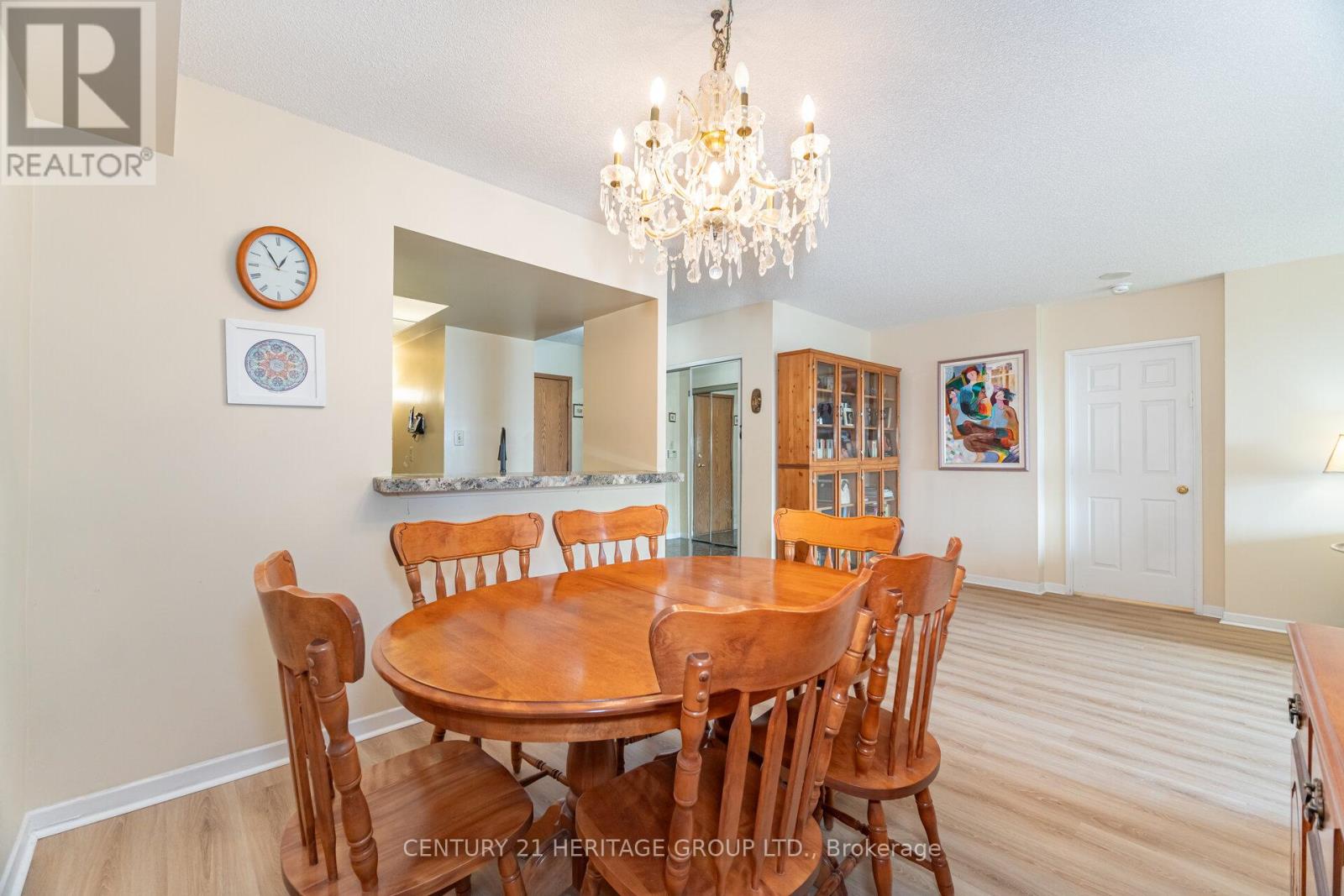 910 - 10 Torresdale Avenue, Toronto (Westminster-Branson), Ontario  M2R 3V8 - Photo 11 - C12385733