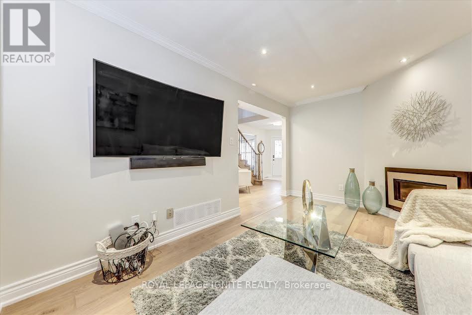 26 Halfmoon Square, Toronto (Highland Creek), Ontario  M1C 3V3 - Photo 10 - E12385728