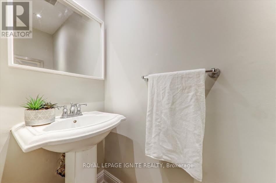 26 Halfmoon Square, Toronto (Highland Creek), Ontario  M1C 3V3 - Photo 12 - E12385728