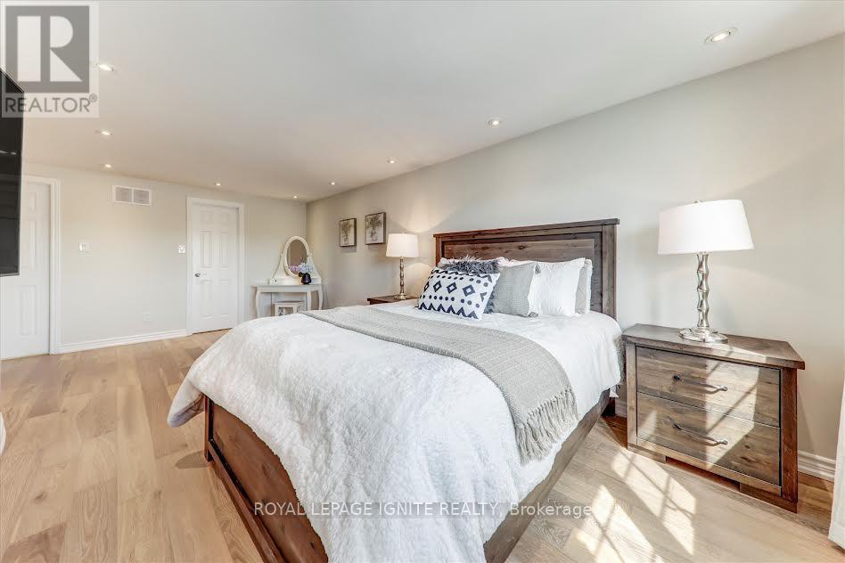 26 Halfmoon Square, Toronto (Highland Creek), Ontario  M1C 3V3 - Photo 15 - E12385728