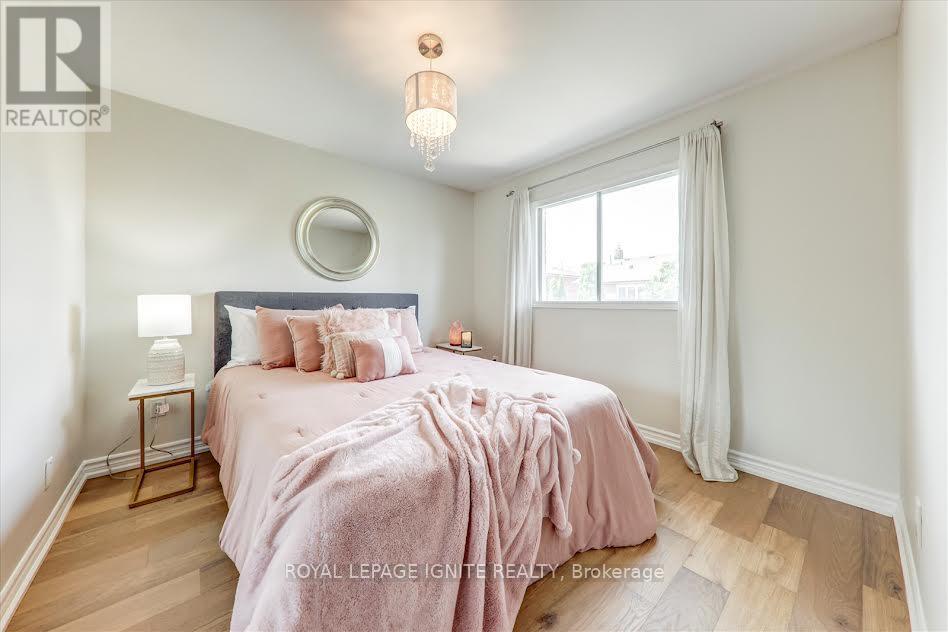 26 Halfmoon Square, Toronto (Highland Creek), Ontario  M1C 3V3 - Photo 17 - E12385728