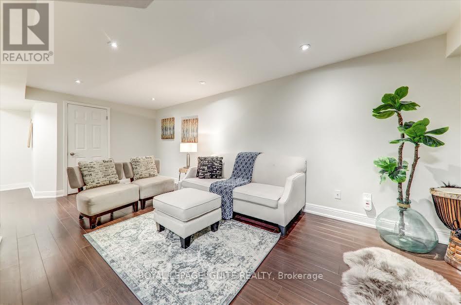 26 Halfmoon Square, Toronto (Highland Creek), Ontario  M1C 3V3 - Photo 25 - E12385728