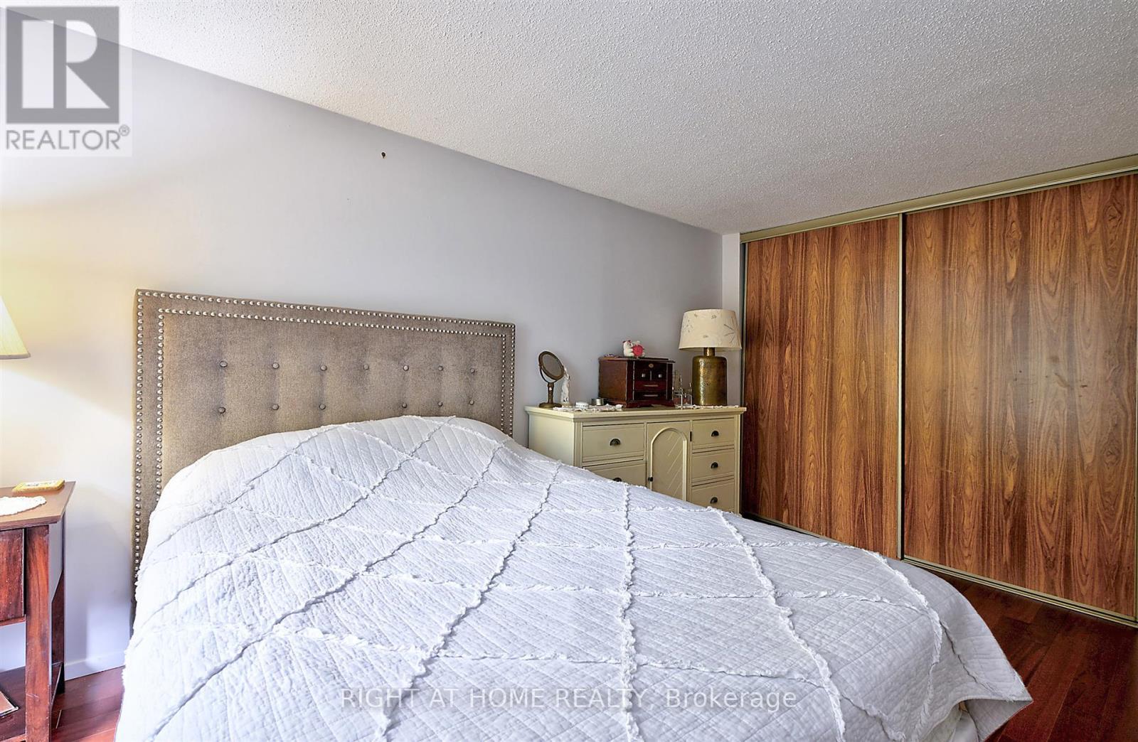 10 - 5878 Montevideo Road, Mississauga, Ontario  L5N 2V5 - Photo 16 - W12383101