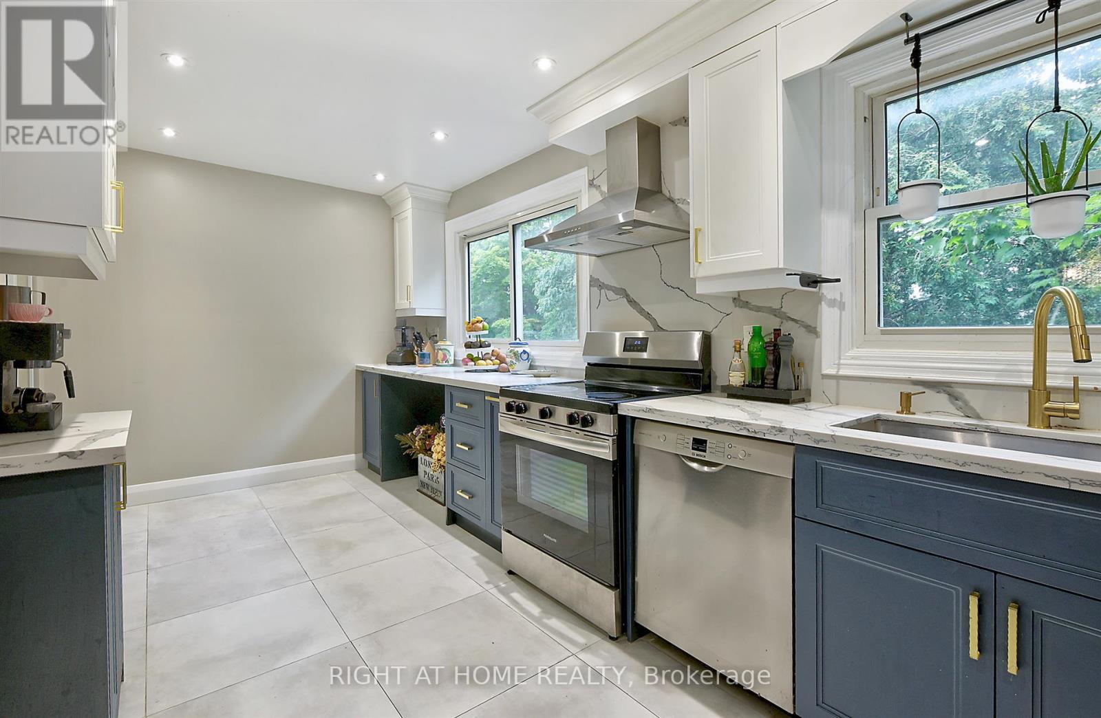 10 - 5878 Montevideo Road, Mississauga, Ontario  L5N 2V5 - Photo 10 - W12383101
