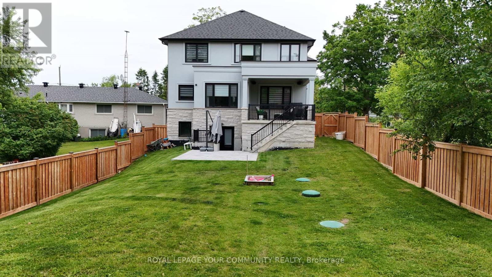 6077 Hillsdale Drive, Whitchurch-Stouffville, Ontario  L4A 7X3 - Photo 41 - N12385687