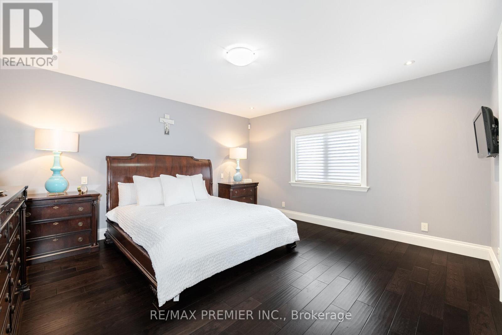 28 Ellerby Square N, Vaughan (West Woodbridge), Ontario  L4L 1N1 - Photo 17 - N12385705