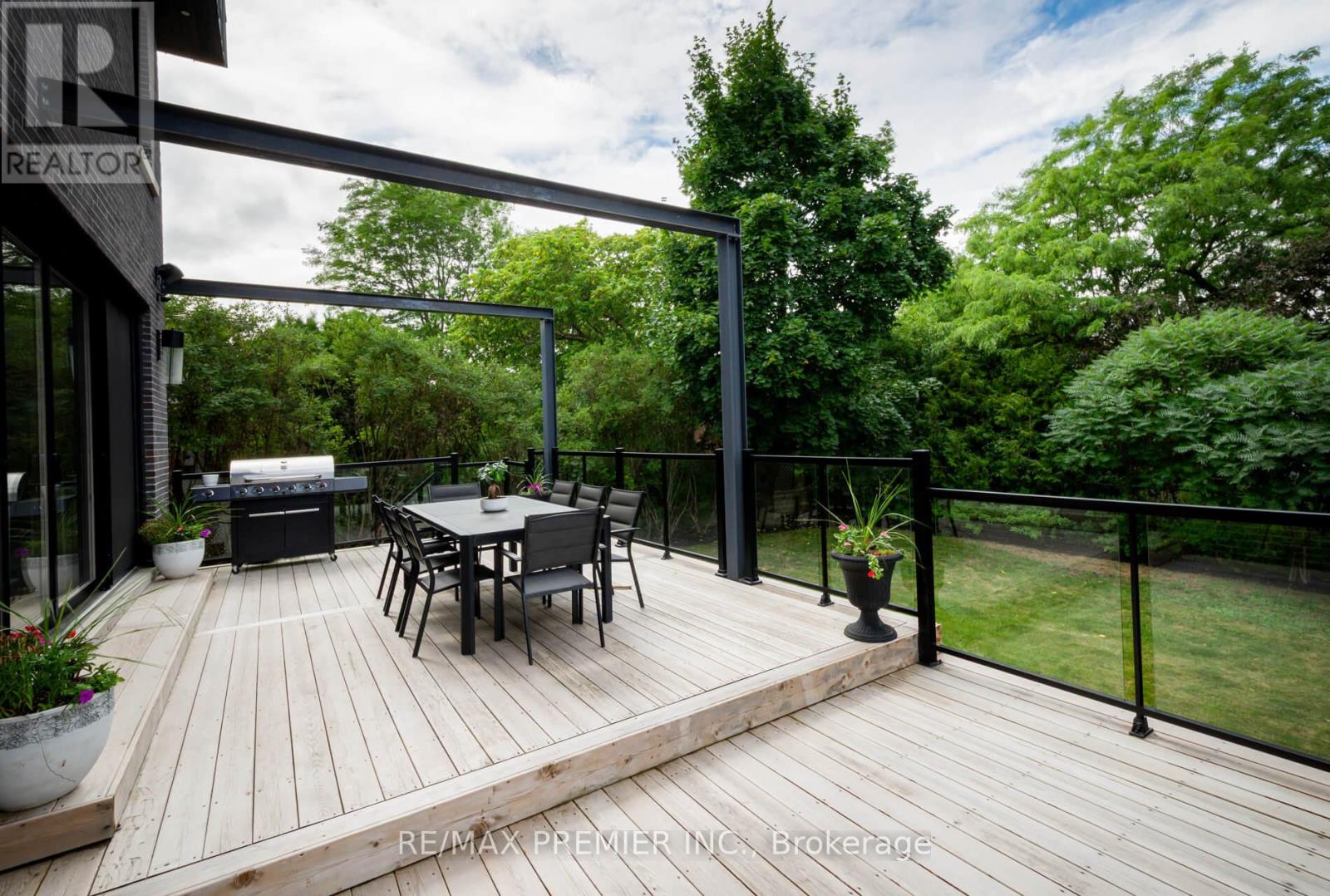 32 Sevilla Boulevard, Vaughan (Kleinburg), Ontario  L0J 1C0 - Photo 45 - N12385729