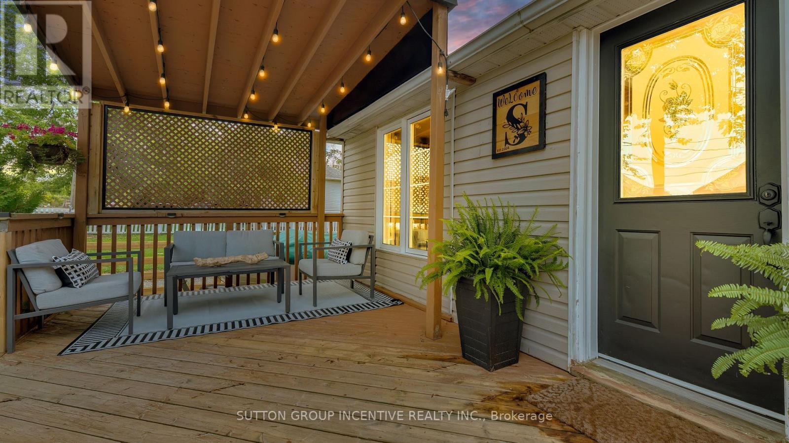 844 Trivetts Road, Georgina (Historic Lakeshore Communities), Ontario  L4P 3E9 - Photo 6 - N12385730