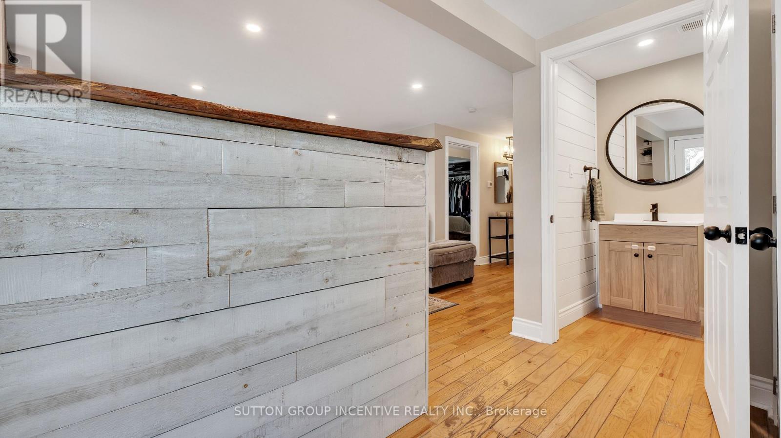 844 Trivetts Road, Georgina (Historic Lakeshore Communities), Ontario  L4P 3E9 - Photo 7 - N12385730