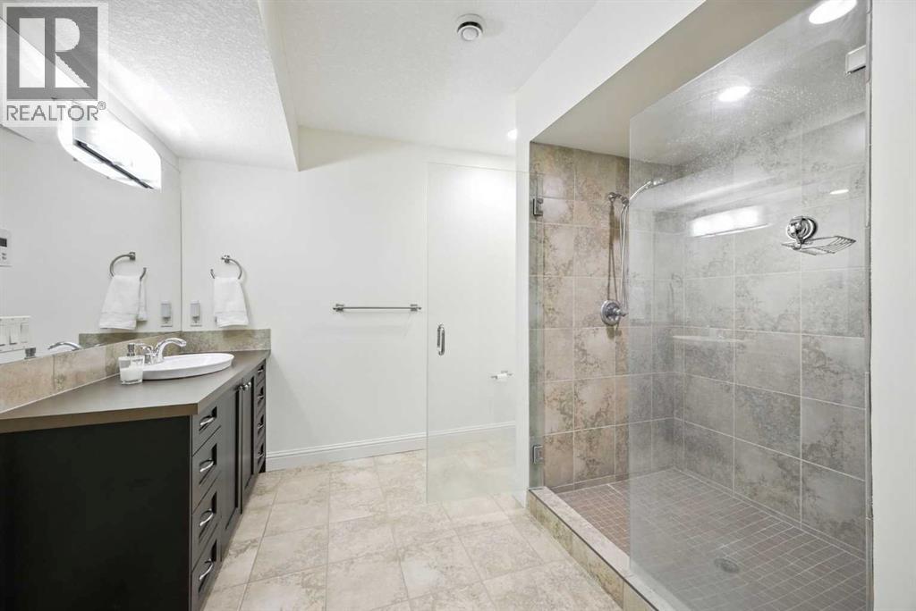 62 Posthill Drive Sw, Calgary, Alberta  T3H 0A8 - Photo 39 - A2252956